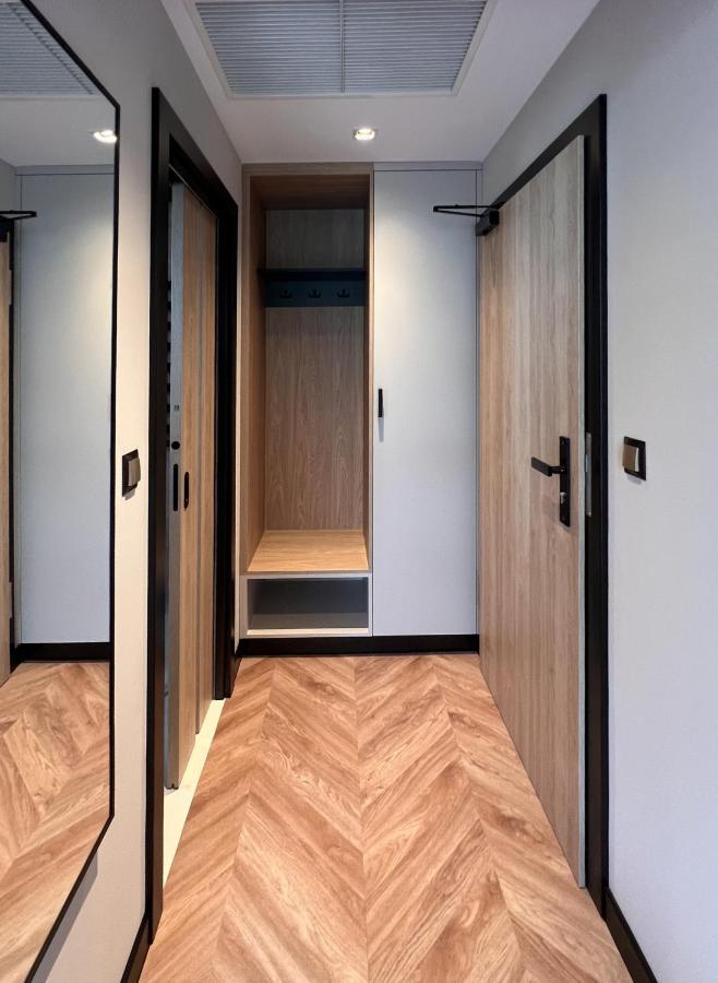 Resto Inn - Smart Apartamenty Blisko Energylandii Polwies 외부 사진
