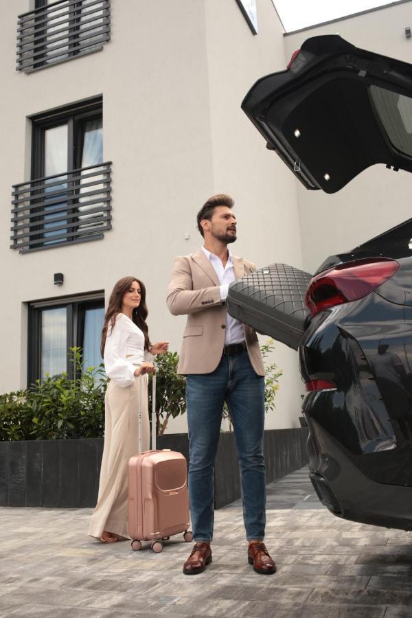 Resto Inn - Smart Apartamenty Blisko Energylandii Polwies 외부 사진
